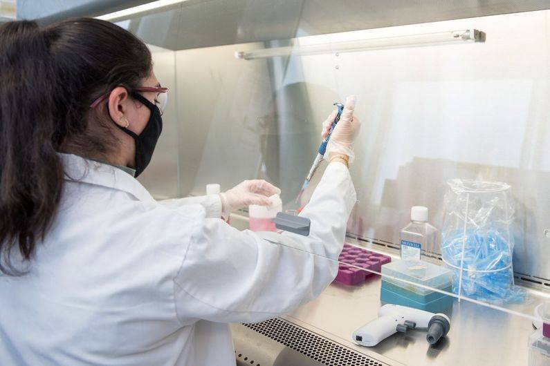 Médicaments pour le traitement des personnes infectées par le coronavirus